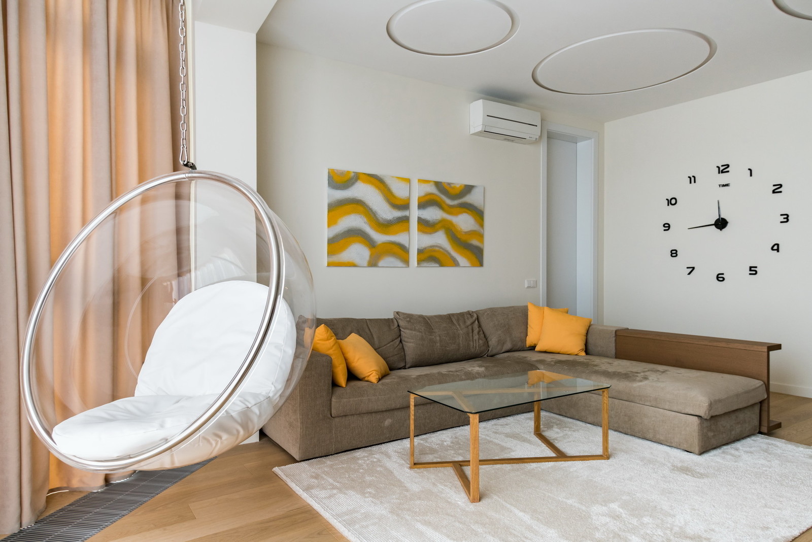 Квартира для юной девушки