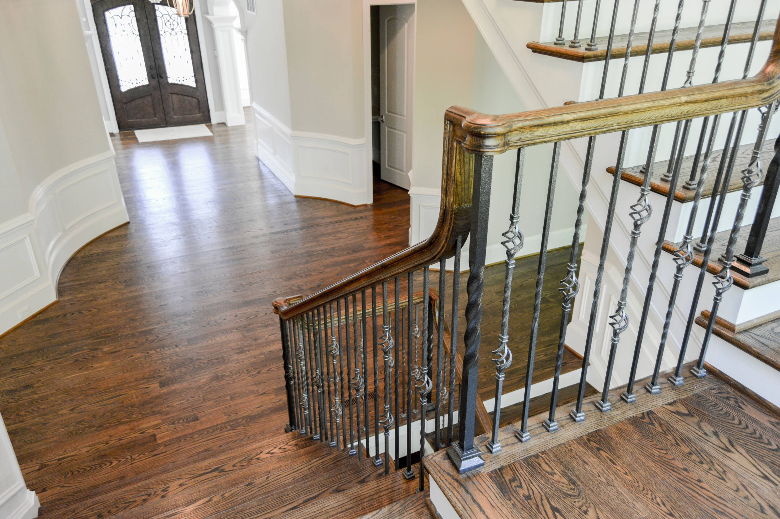 38_European Style Circular Balcony and Multi-level Staircase, Middleburg, VA 201