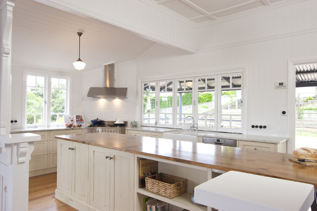 Kitchen traditional-kitchen