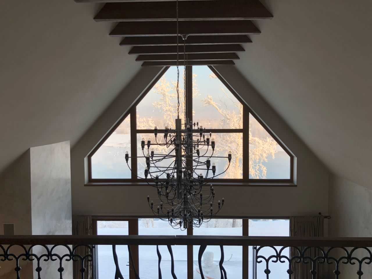 Дом в черте города. 260 м2.