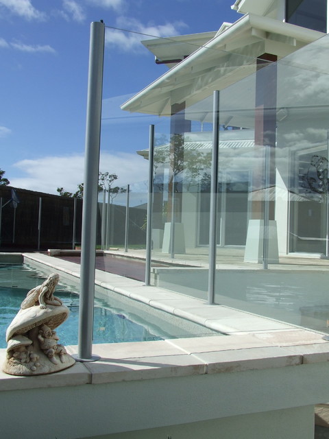 oasis contemporary-pool