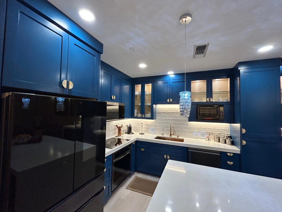 The Sapphire Kitchen