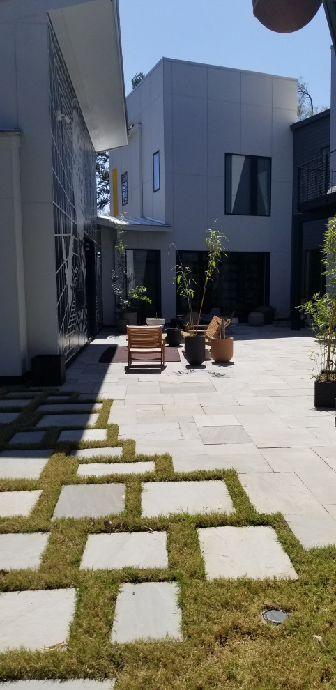 Example of a patio design in Charlotte