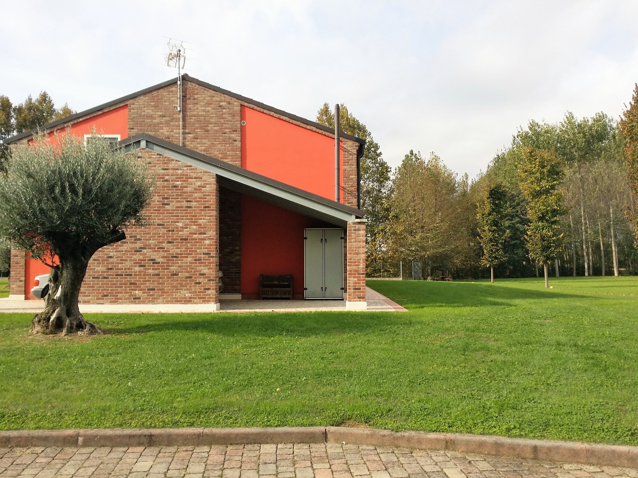 Abitazione in zona agricola