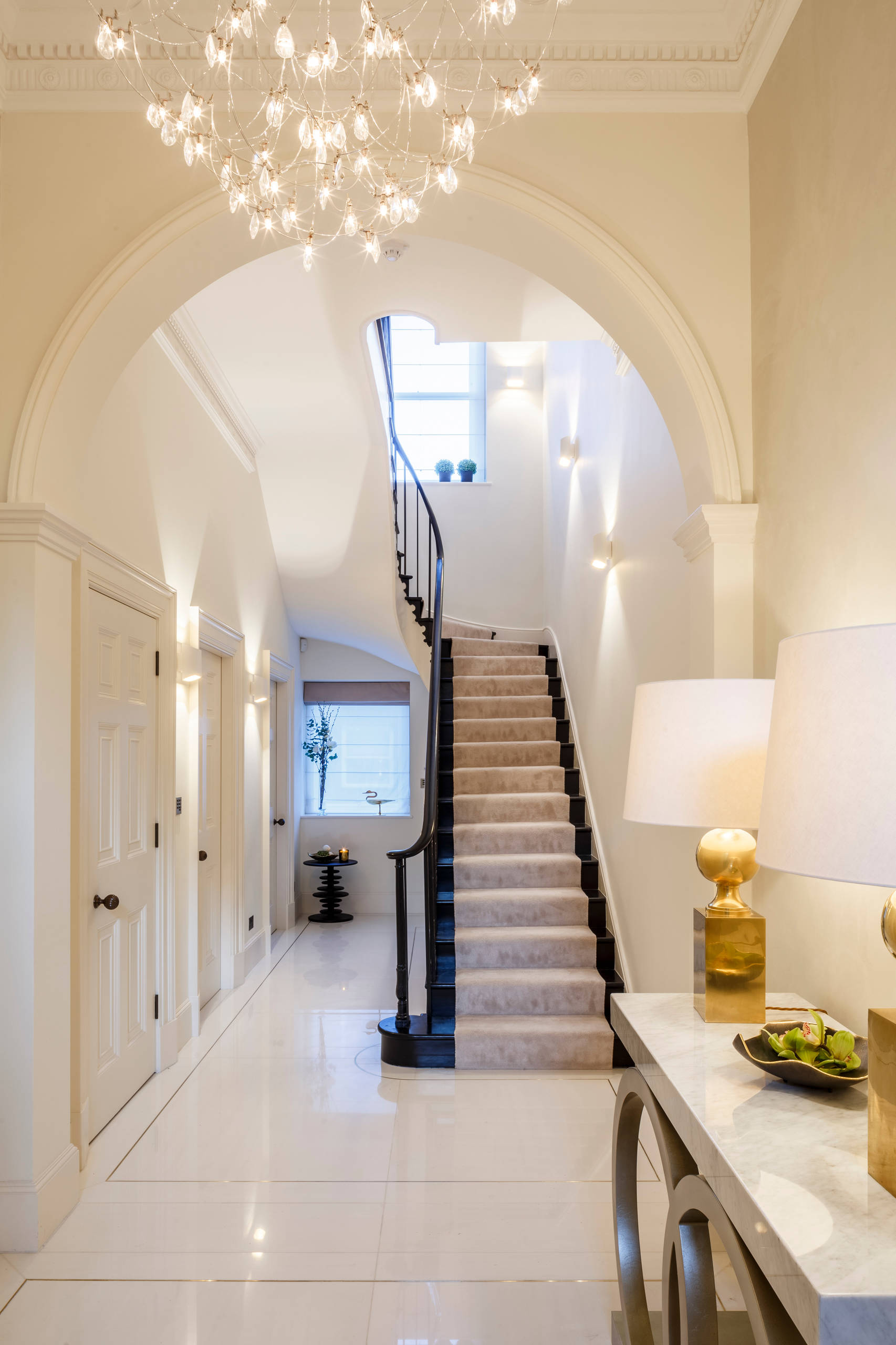 23 Ideas for Lighting Your Home's Entryway