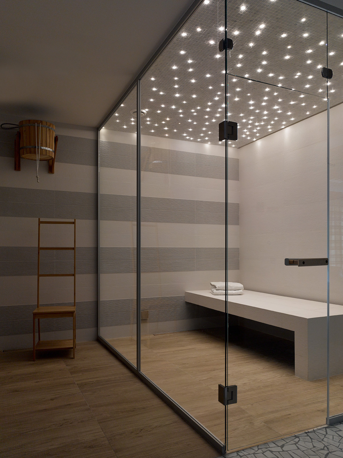 Дом в подмосковье  600 м2