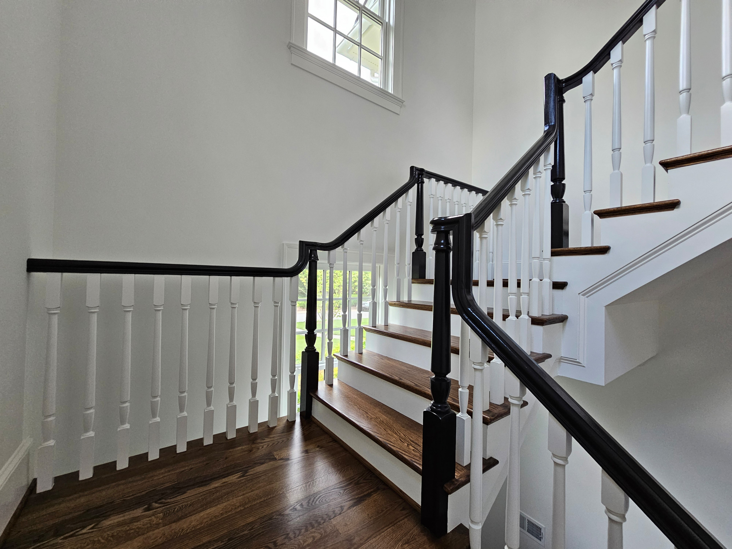 121_Elegant Floating Staircase, Chevy Chase, MD 20815
