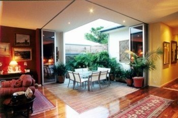 Transitional deck photo in San Francisco