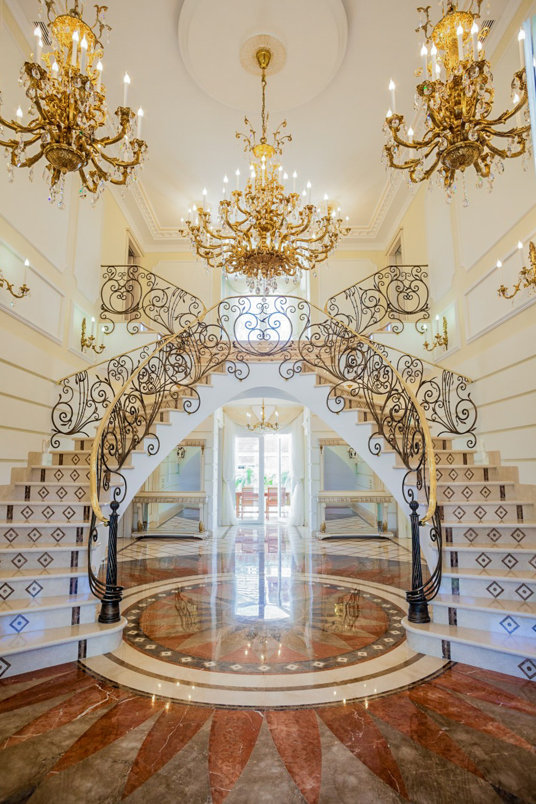 Villa on the sea coast of Cabo Roig