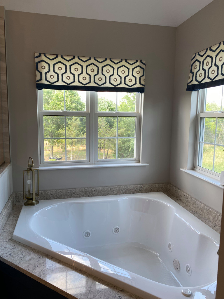 Bathroom with pop