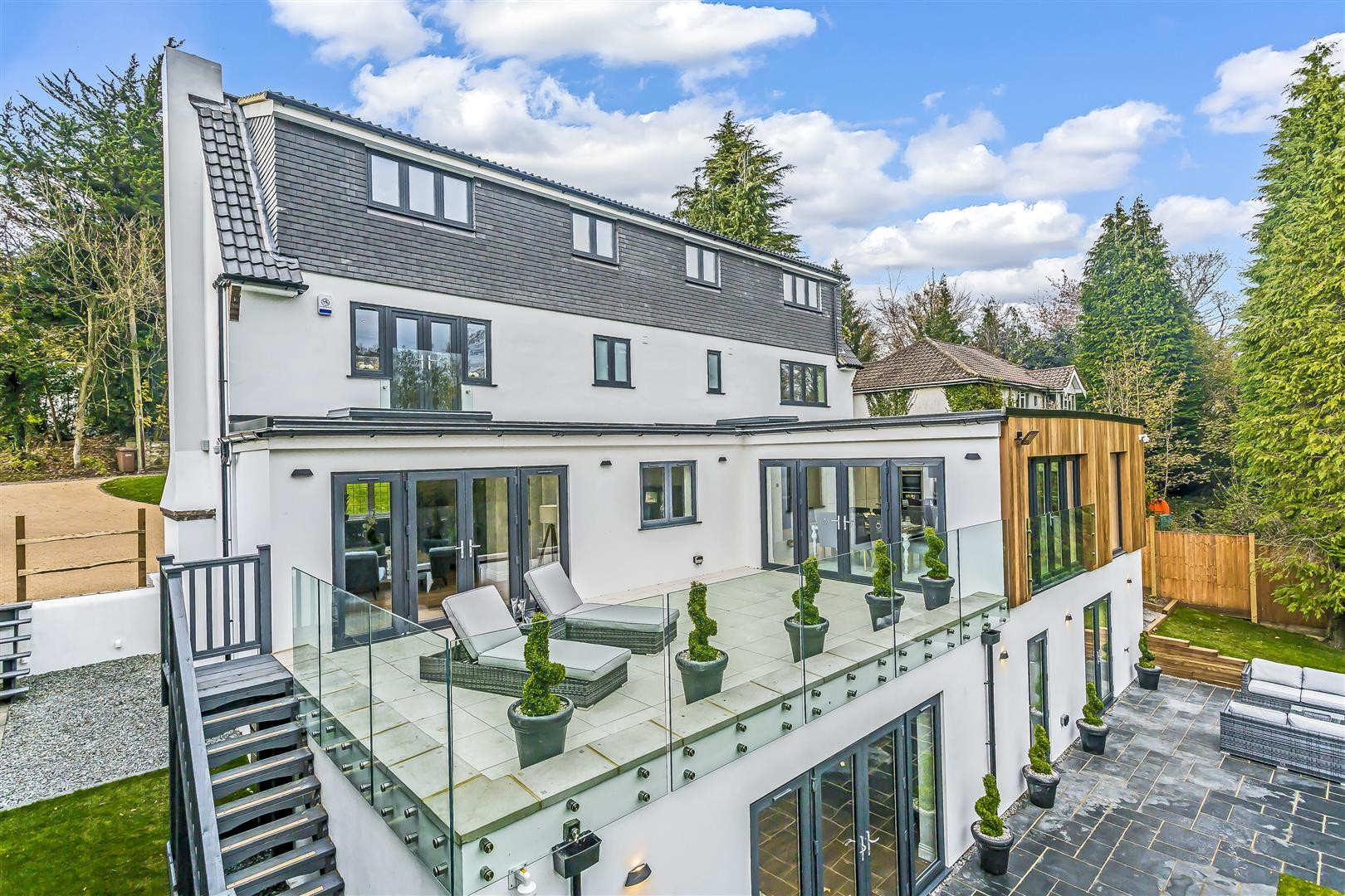 Full Refurbishment_Banstead