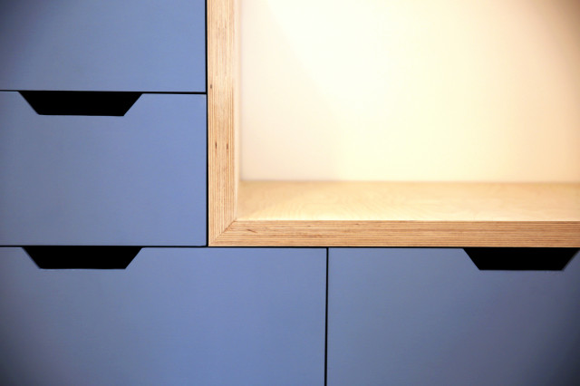 Atelier sous combles nordico-dormitorio