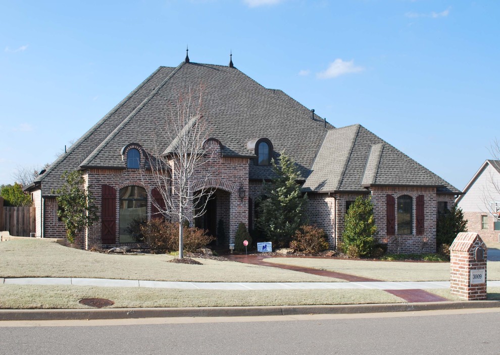 This is an example of a traditional exterior in Oklahoma City.