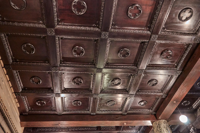 Convent conversion. amerikansk-craftsman-vardagsrum