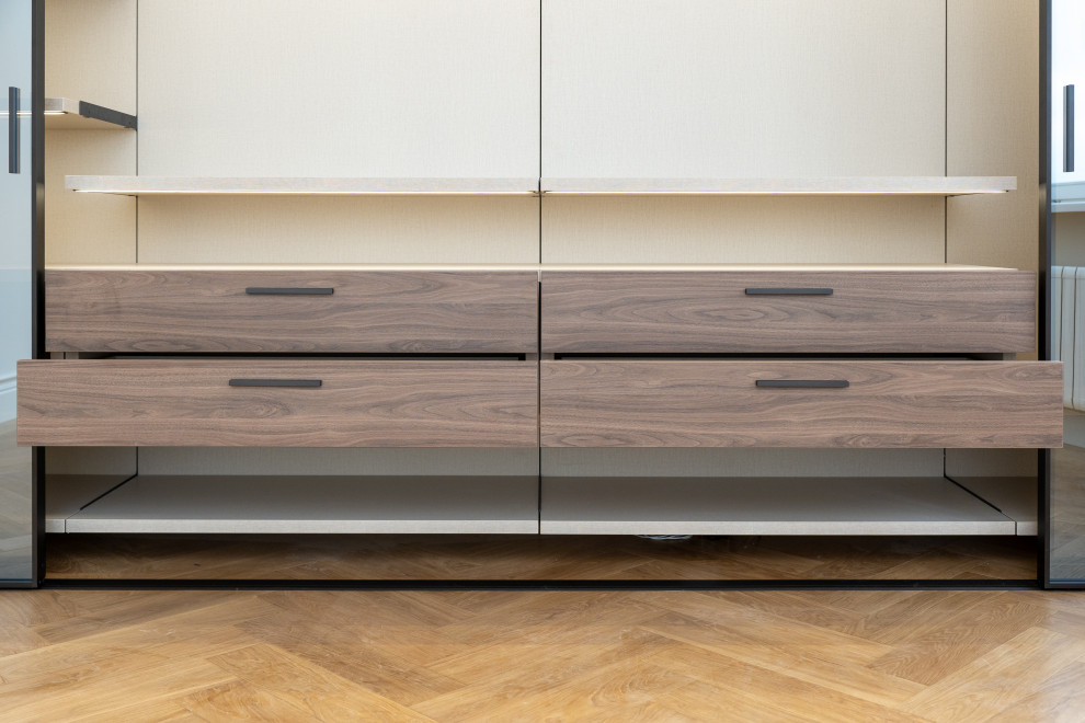 Выдвижные ящики raumplus с доводчиками