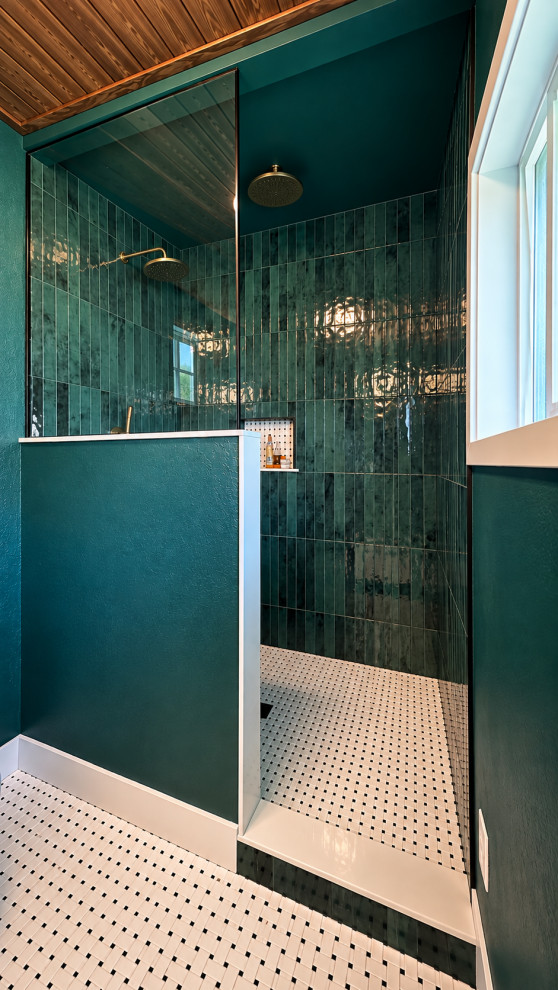 Green Bathroom