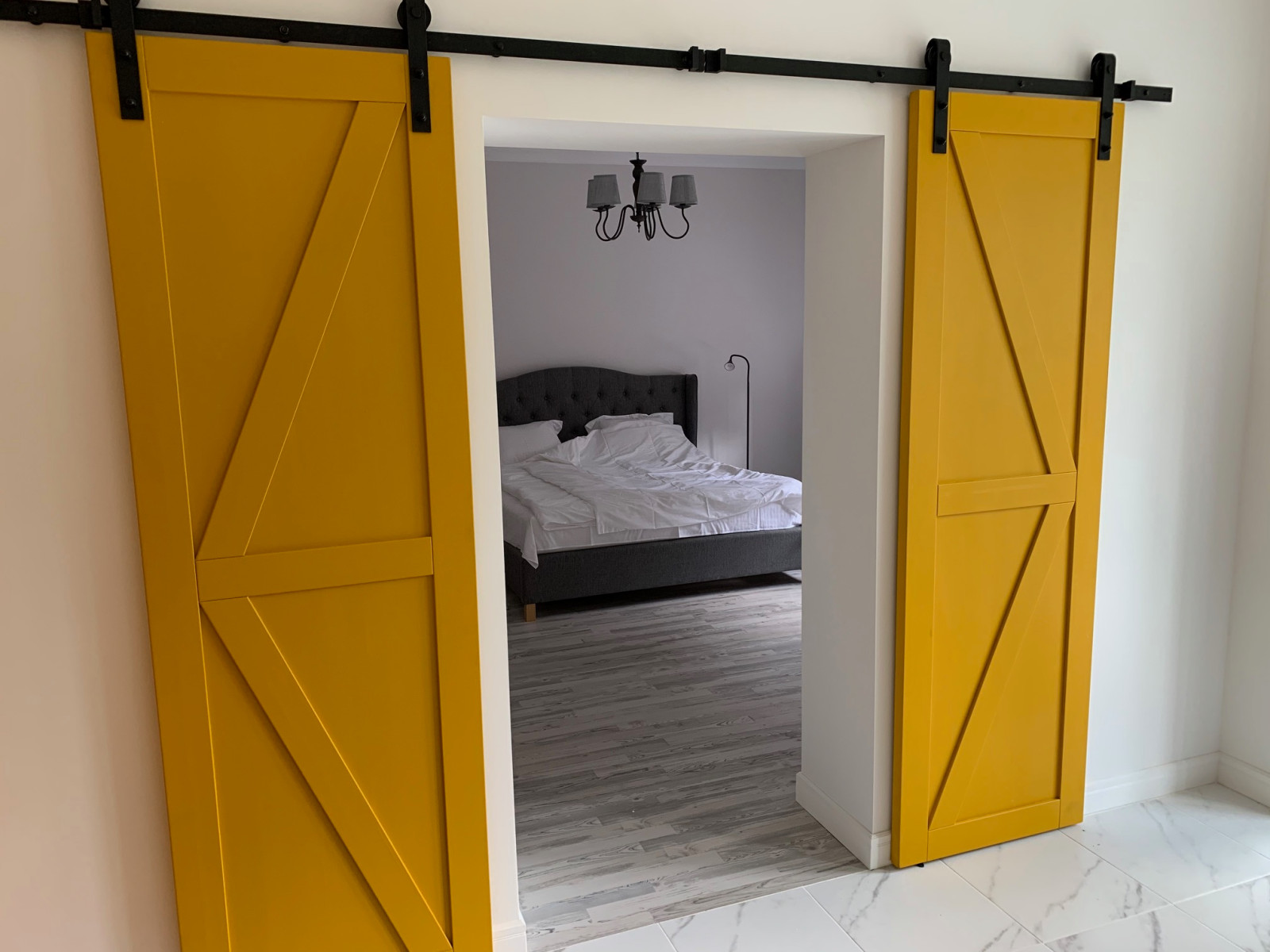 Яркая Квартира в старом Конигсберге