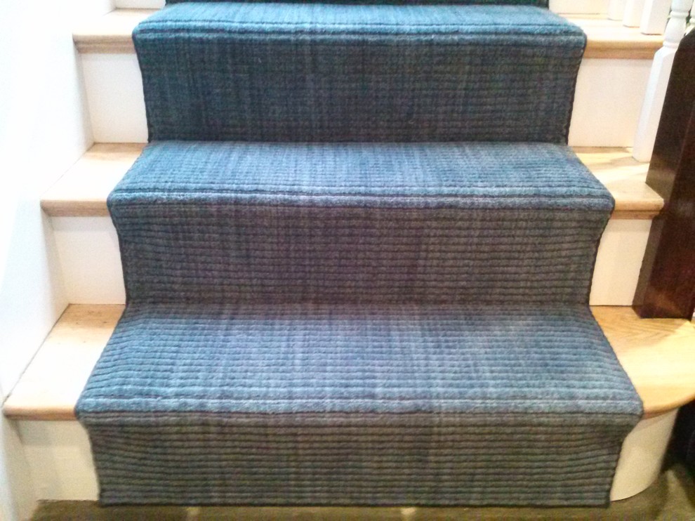 Mid-sized transitional carpeted straight staircase in Boston with carpet risers.