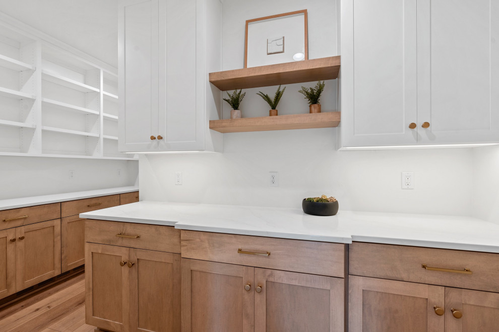Home design - transitional home design idea