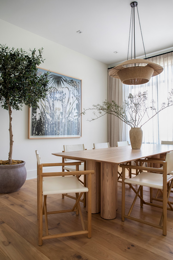 Example of a trendy dining room design in New York