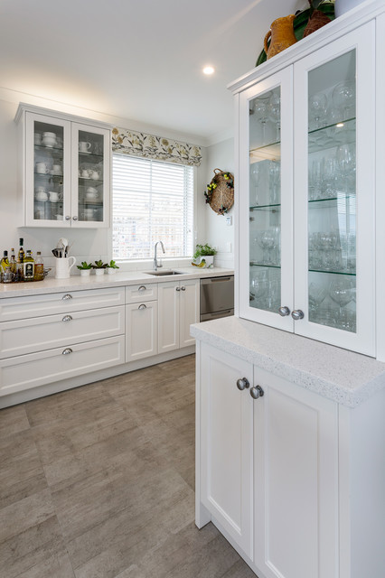 Cape Cod Classic Kitchen traditional-kitchen