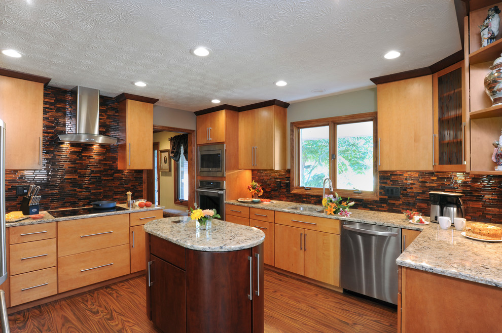 Inspiration for a transitional kitchen remodel in Cincinnati