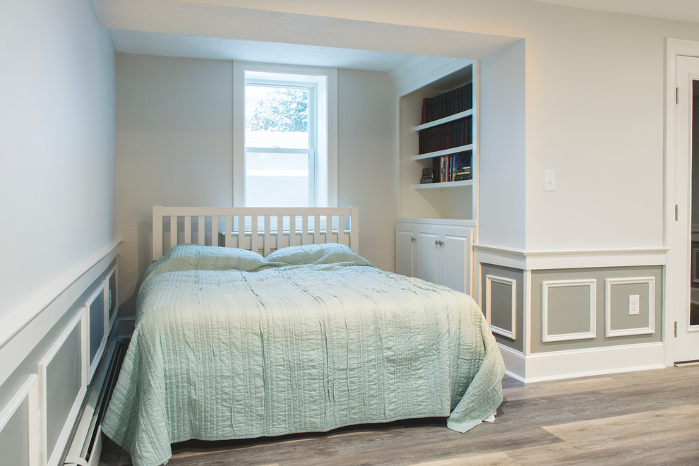 Transitional home design photo in Boston