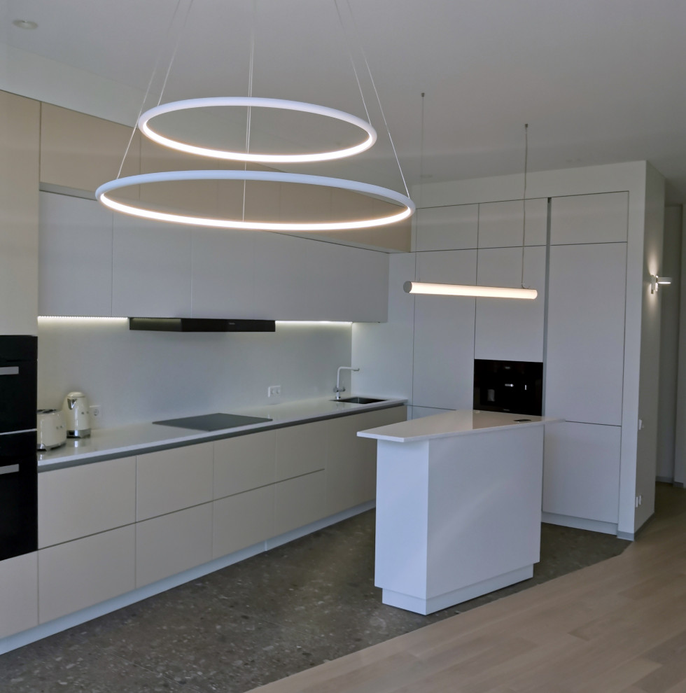 НМ, Объект "5 звезд" на ул.Жукова