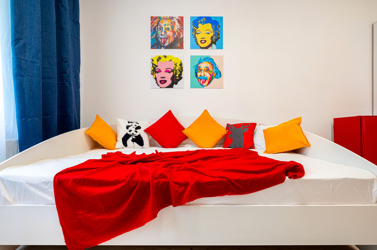 Апартаменты/студия в стиле POP арт