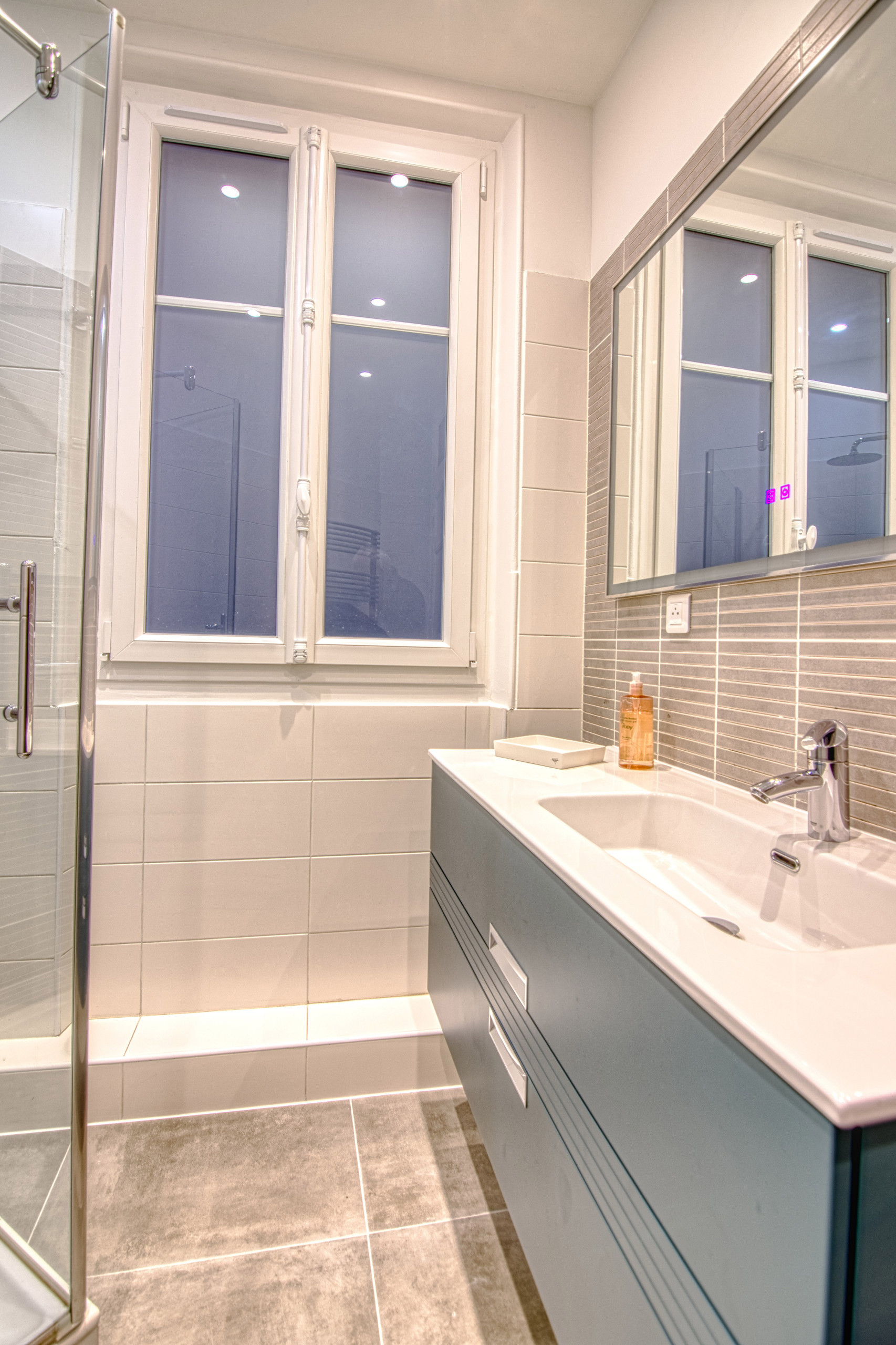 Nouveau meuble de SDD