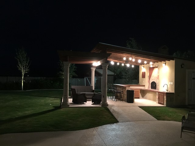 Pool Bar traditional-patio