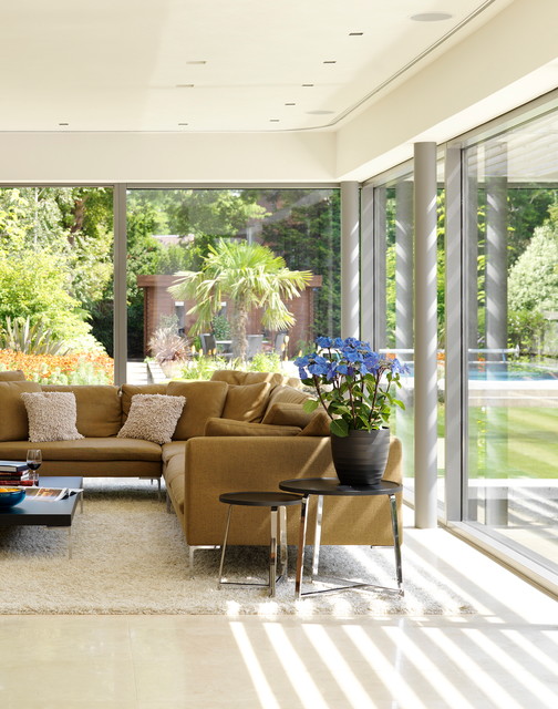 Sheen contemporary-vardagsrum