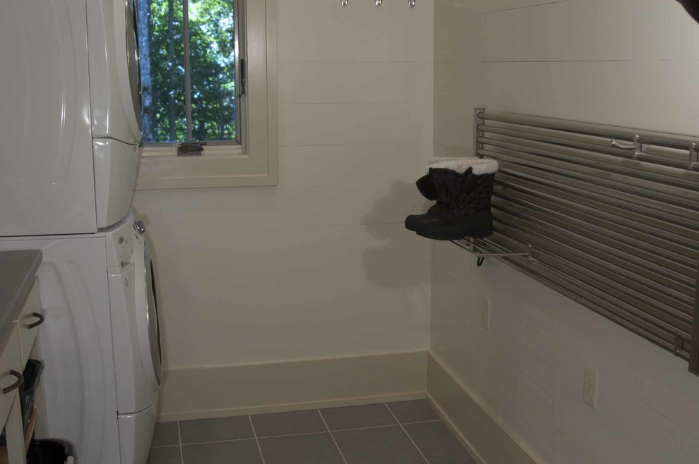 This is an example of a modern laundry room in San Francisco.