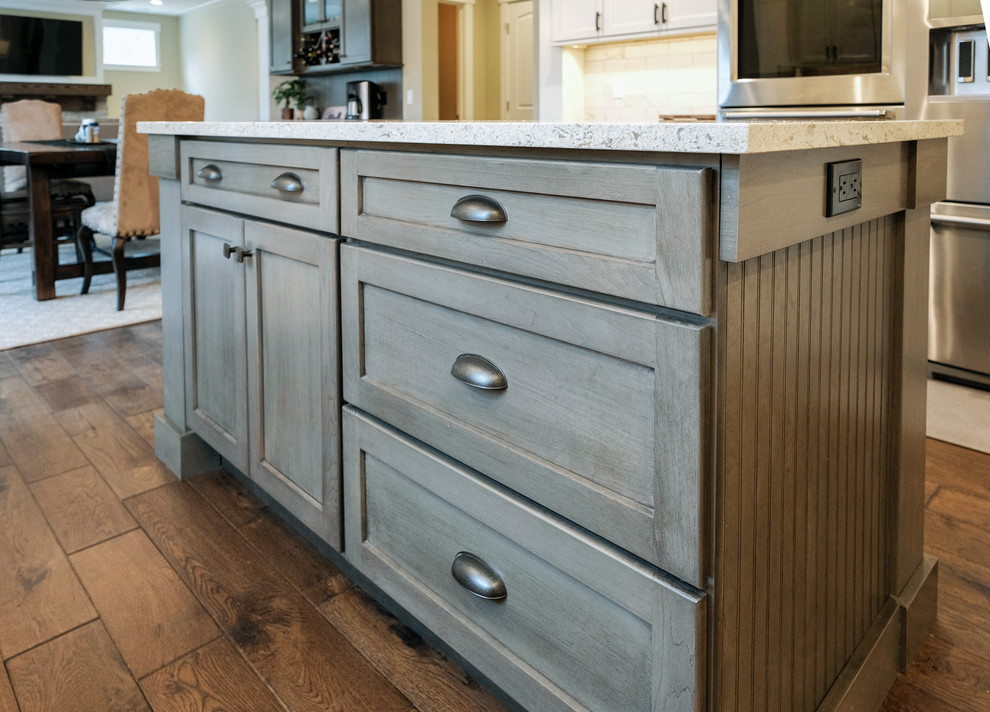 Inspiration for a transitional kitchen remodel in Grand Rapids
