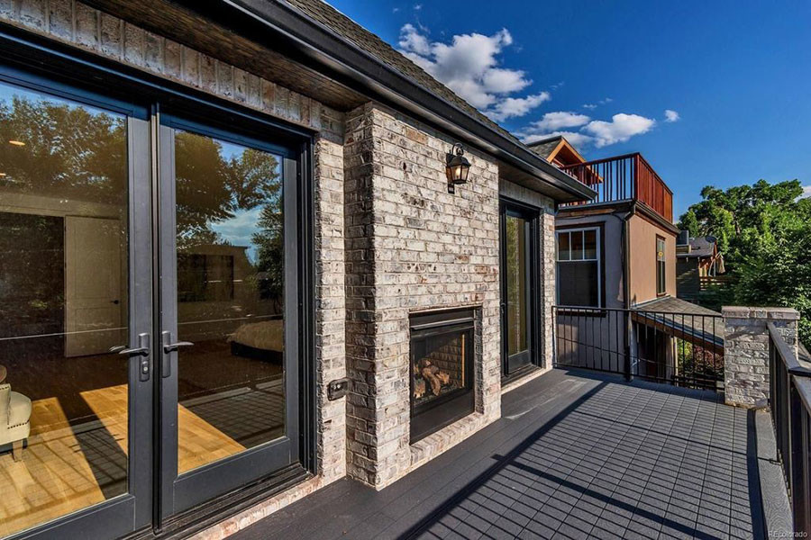 Inspiration for a transitional deck remodel in Denver