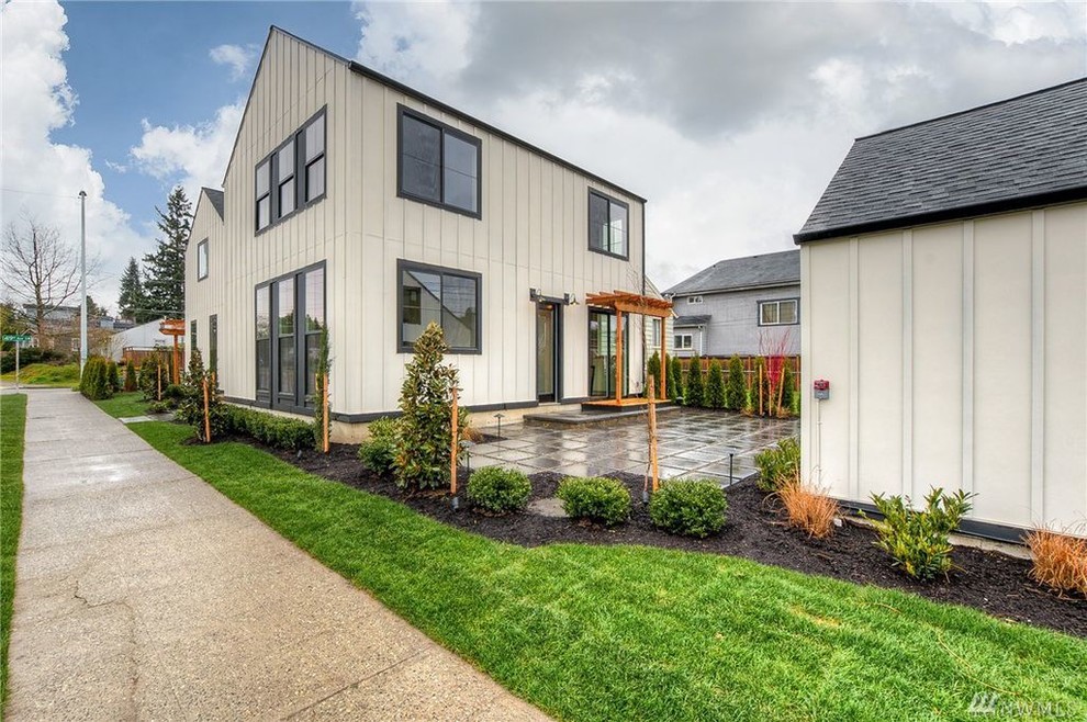 West Seattle Modern Farmhouse