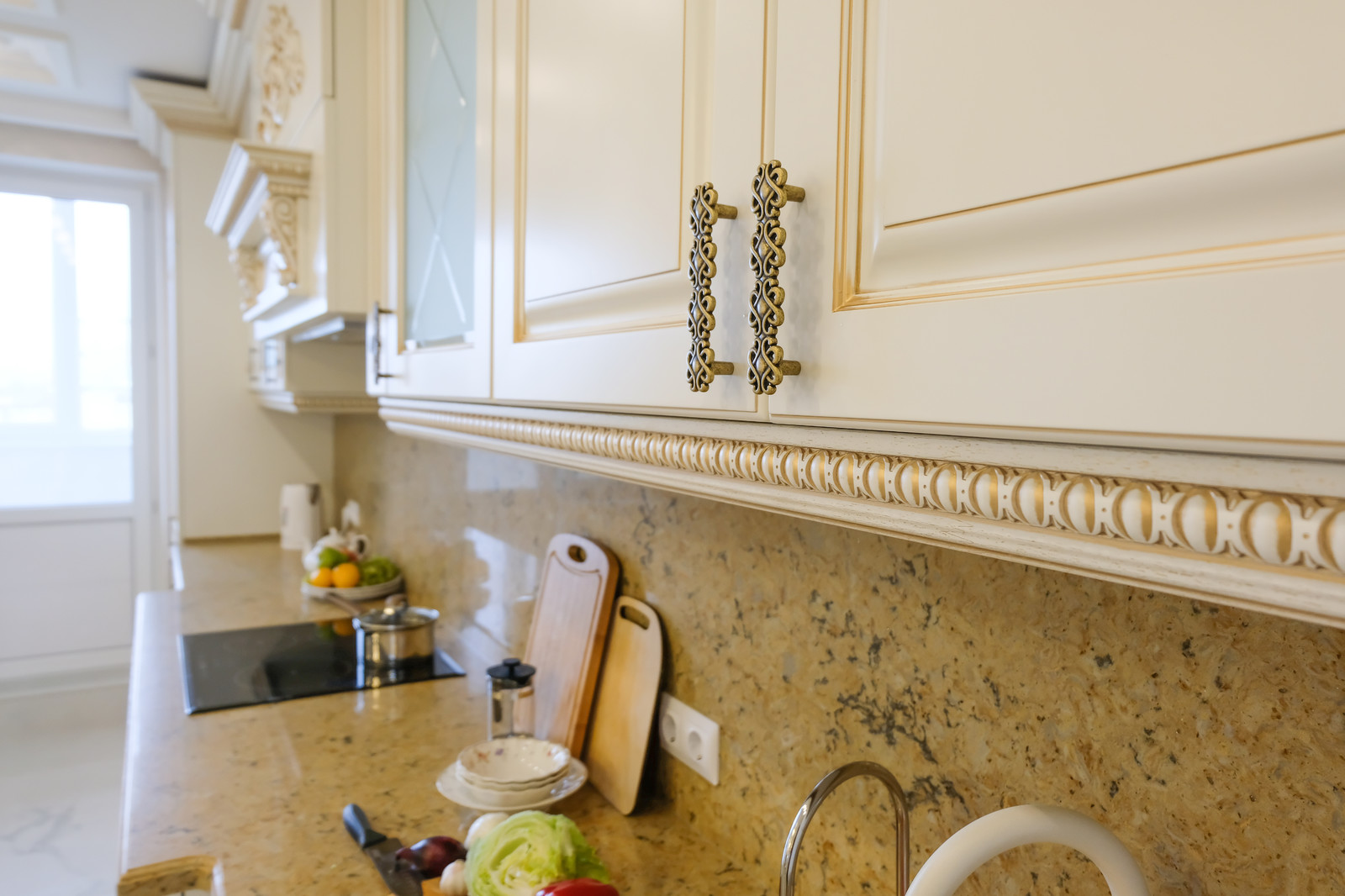 Традиционная итальянская классика в большой квартире