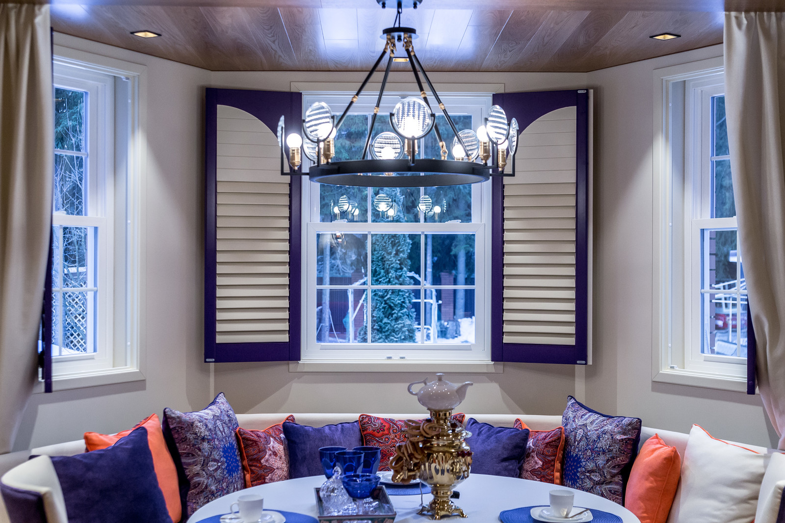 Проект "Гостиная с фиолетовым кантом" для программы Дачный Ответ на НТВ