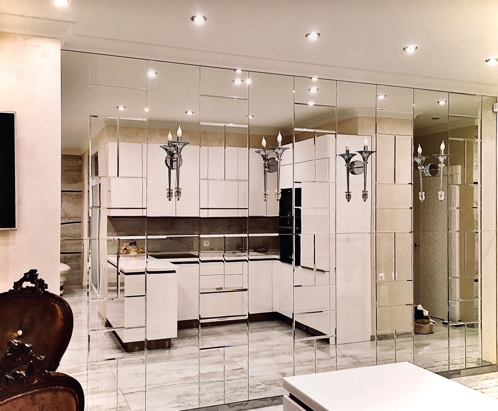 Квартира в природных тонах, со сложной перепланировкой.