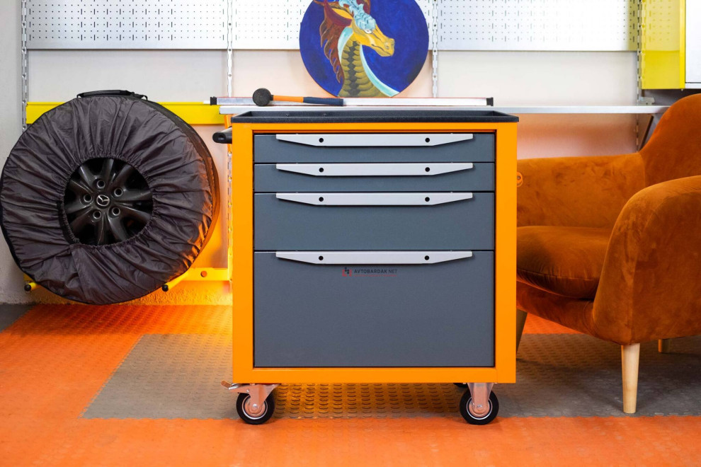 Проект №77. Гараж в желтых оттенках