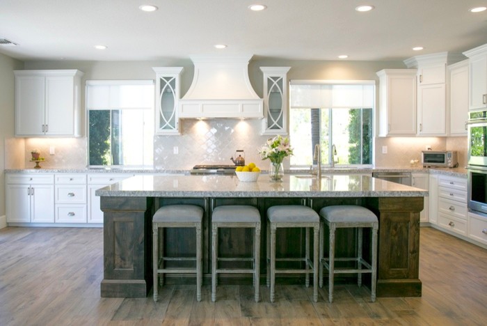 Design ideas for a transitional kitchen in San Diego.