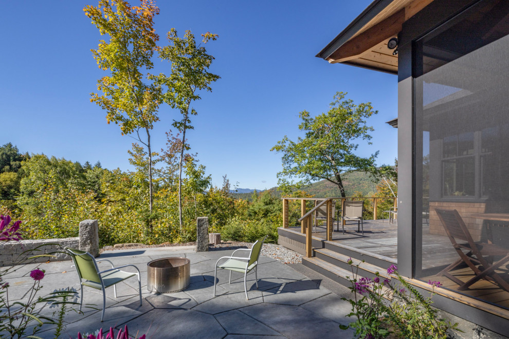 Mountain style patio photo in Portland Maine
