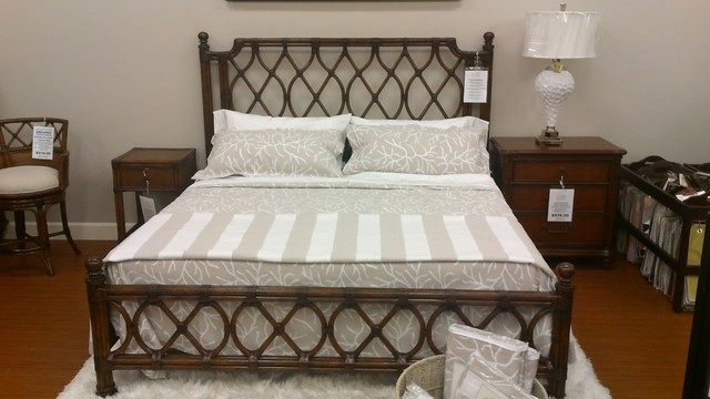 Tommy Bahama Bali Hai Island Breeze King Rattan Bed