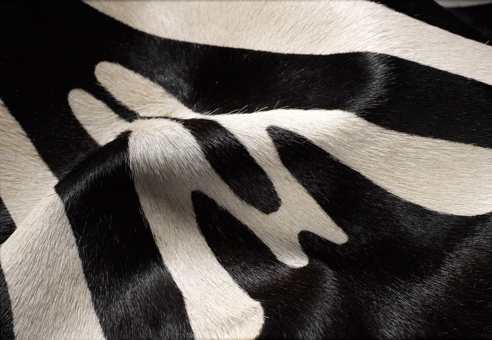 TOGO COWHIDE RUG Aprox  5' x 7' ZEBRA BLACK ON OFF-WHITE