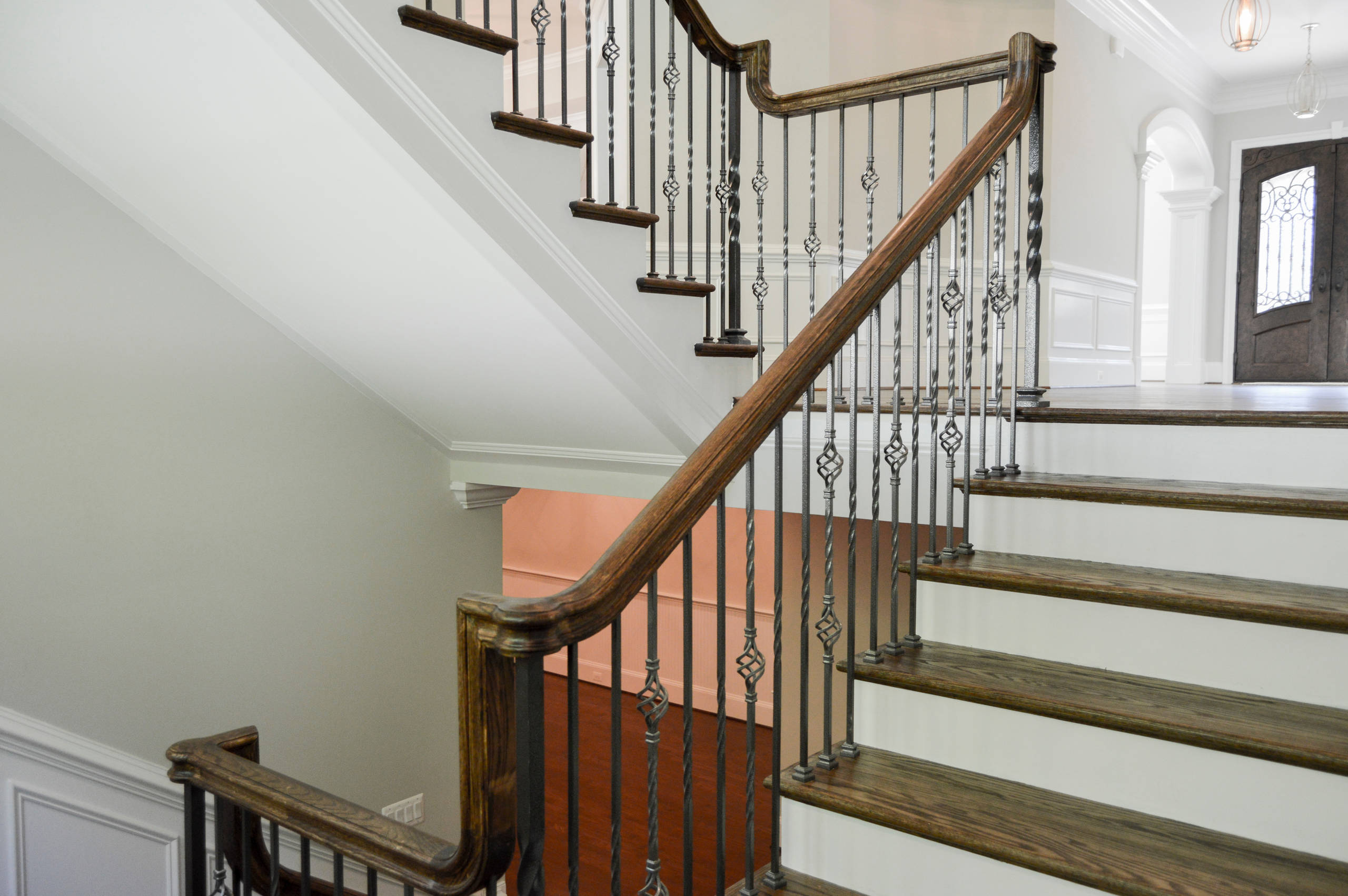 38_European Style Circular Balcony and Multi-level Staircase, Middleburg, VA 201