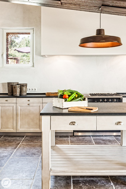Domaine Les M&eacute;sanges - Gassin country-kitchen