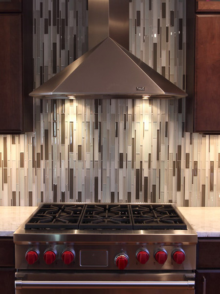 Inspiration for a transitional kitchen remodel in Orange County