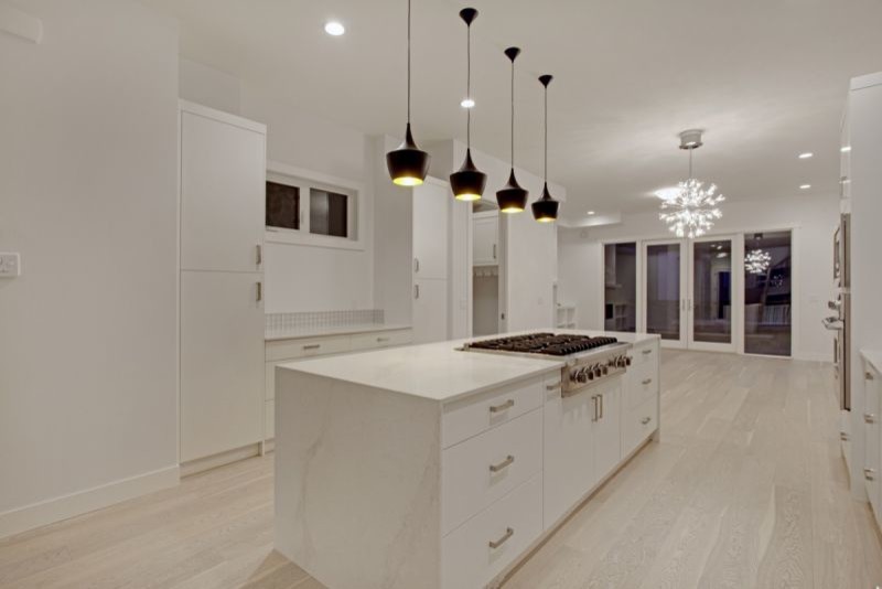 Example of a minimalist kitchen design in Calgary