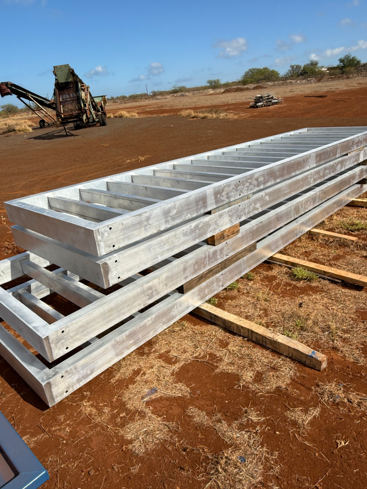 Lahaina Cannery Mall - Trellis Weld, Fabrication, and Installation