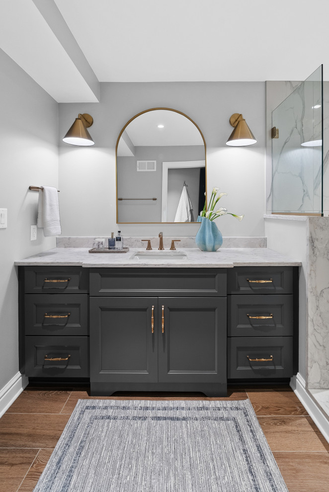 Warm Gray & Gold Bathroom Design
